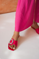 Laydeez Freesia Sliders