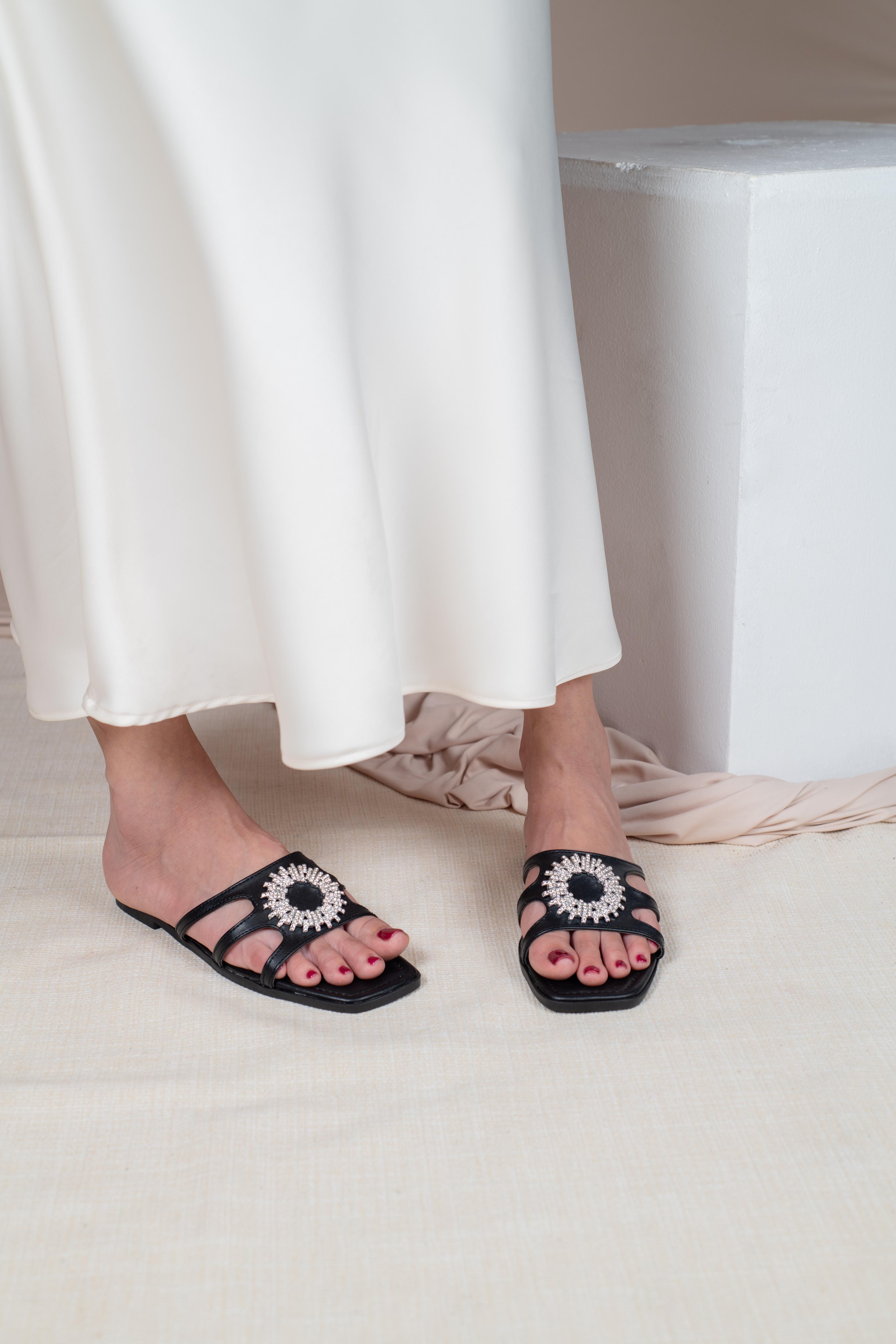 Elysia Statement Flats