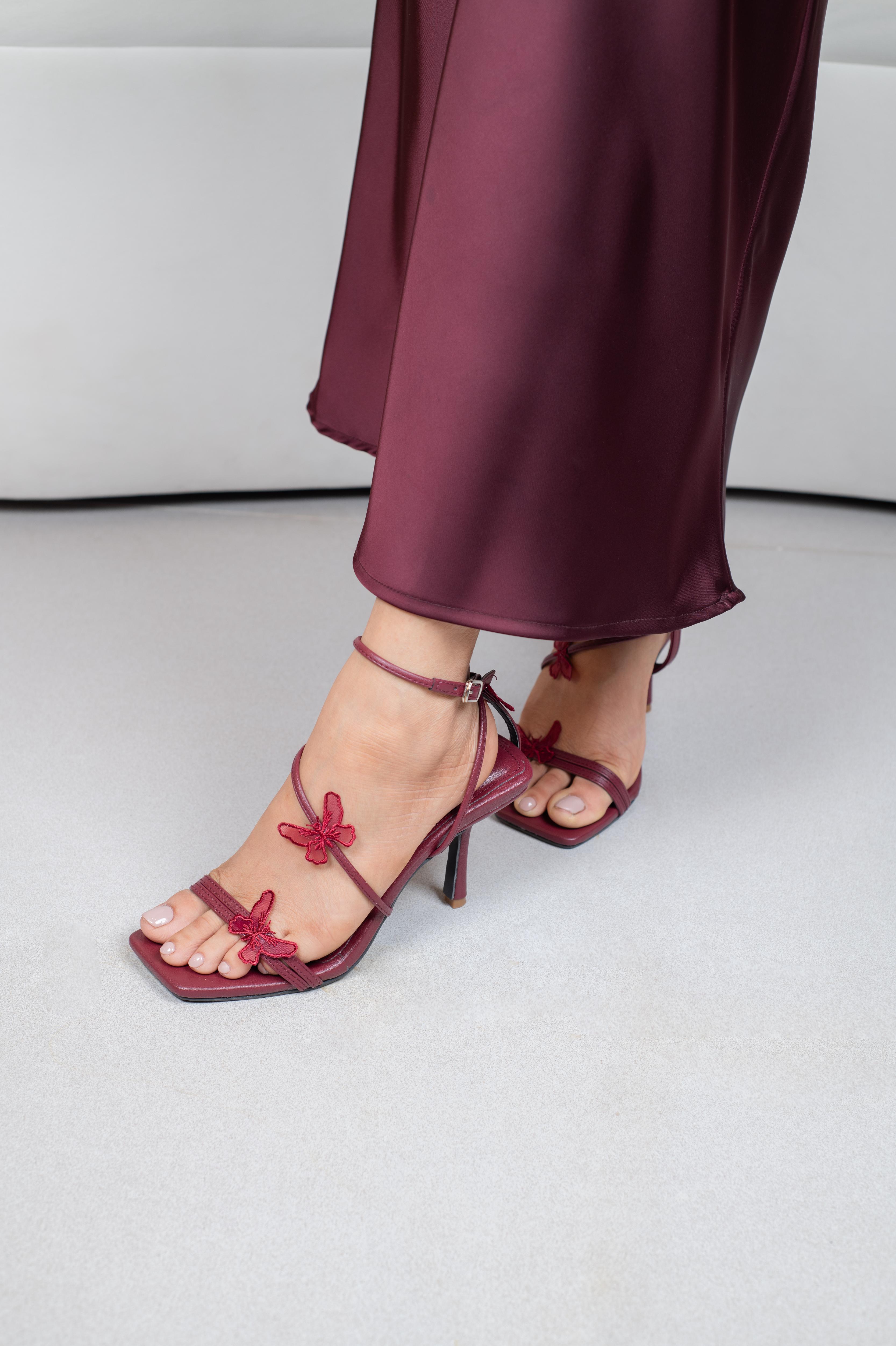 Lunafly Pointed Heels