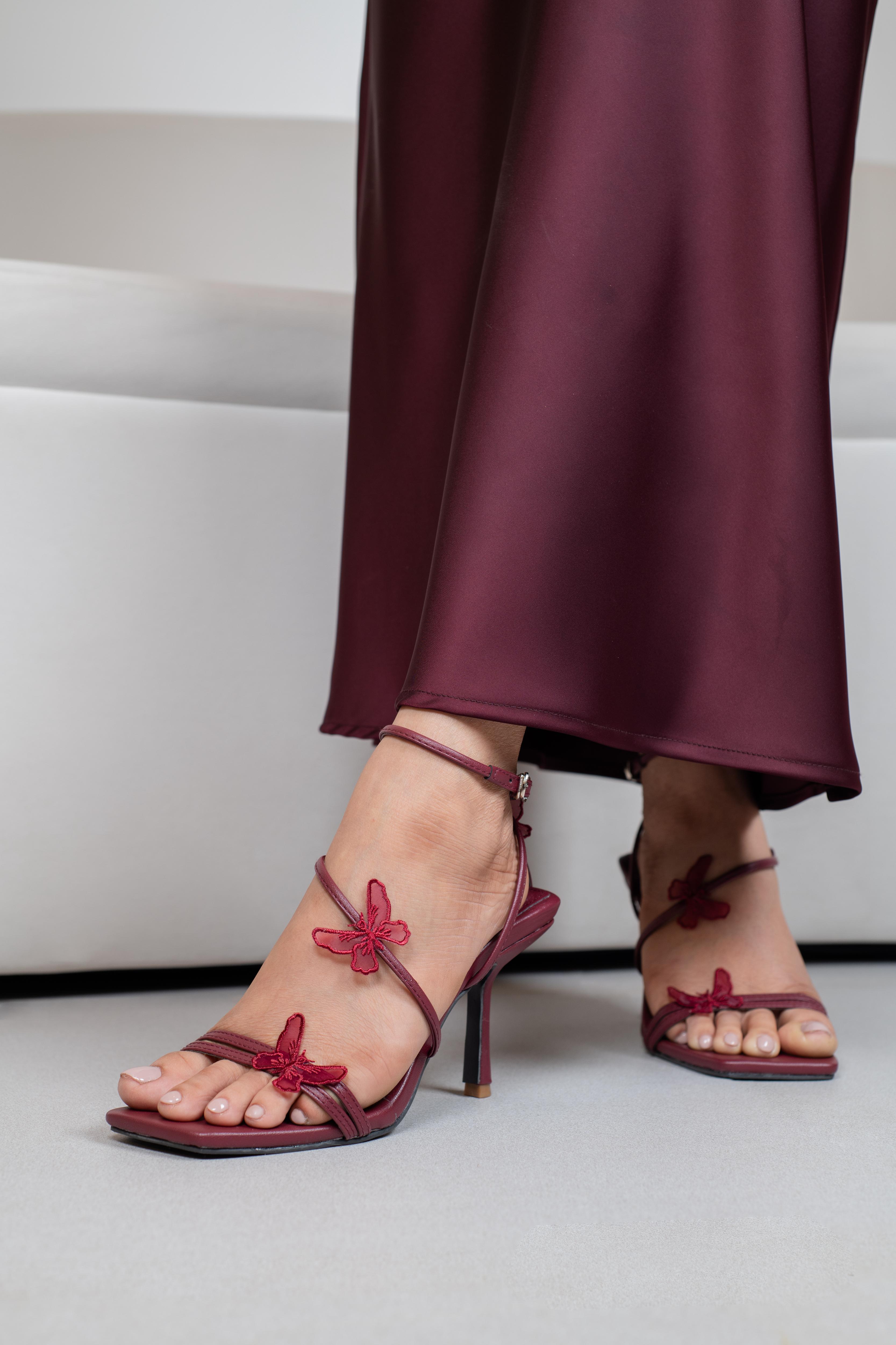 Lunafly Pointed Heels