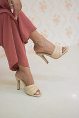 Laydeez Haven Mule Heels