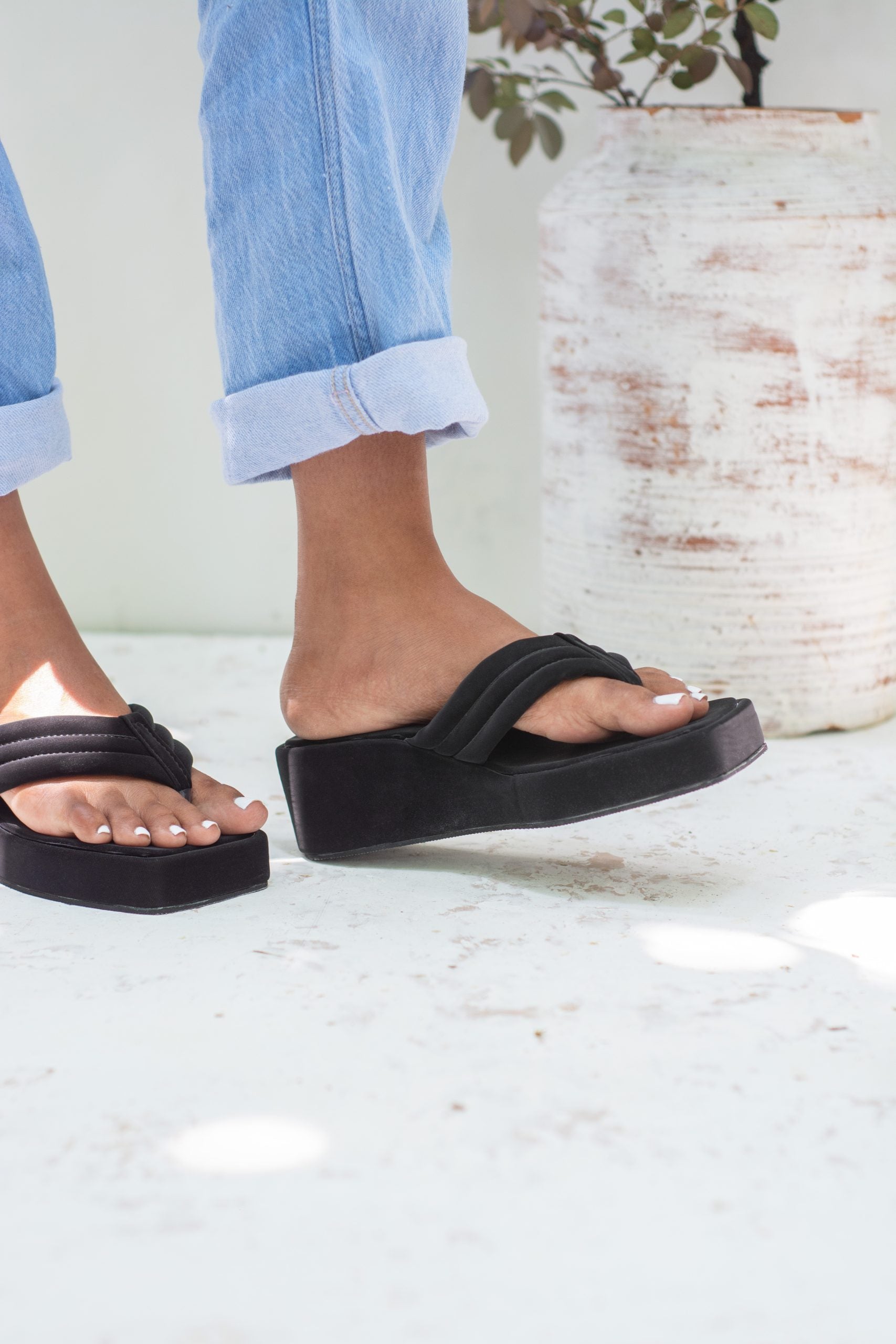 Laydeez Viola Flatform Sandals