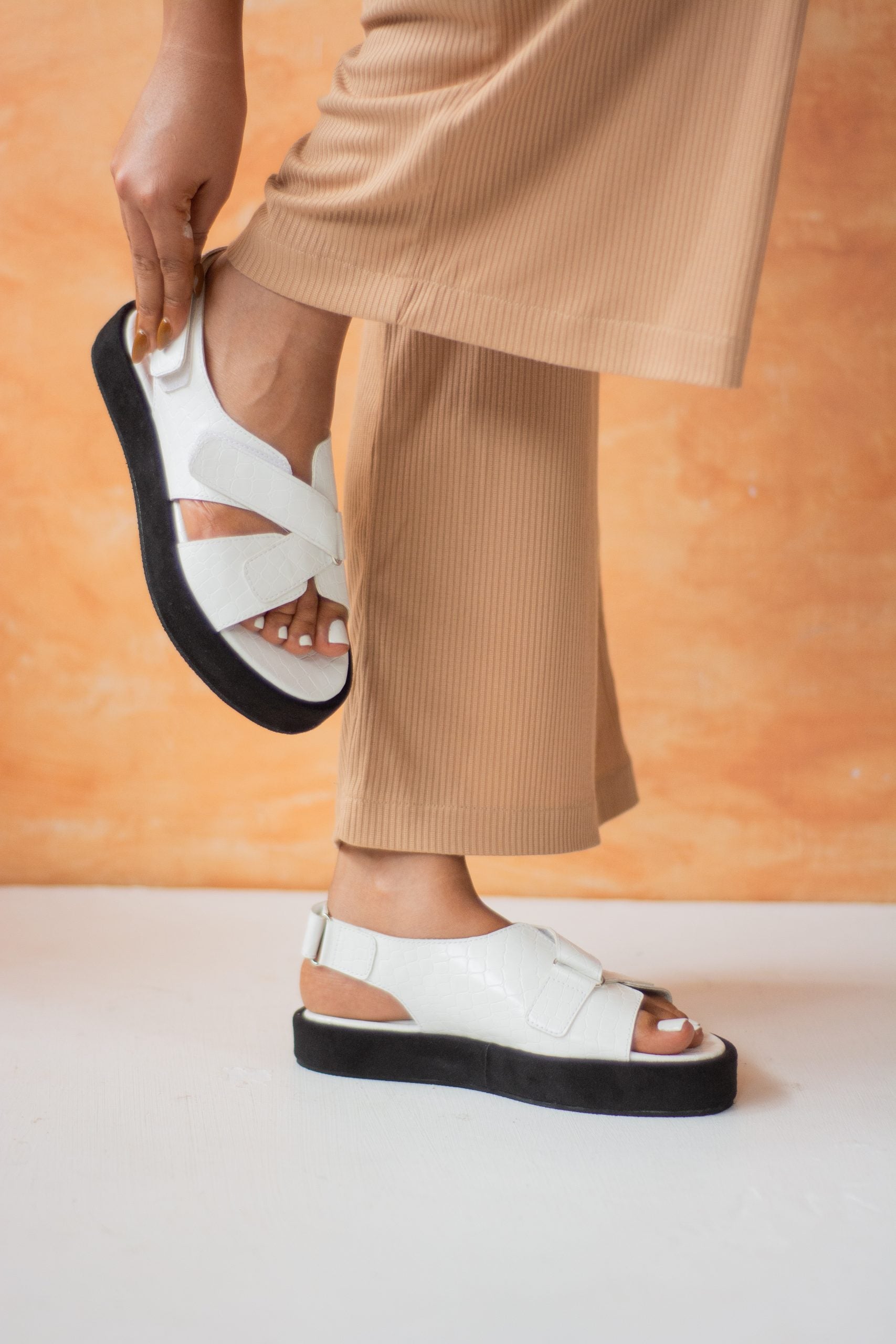 Laydeez Cinnamon Dad Sandals