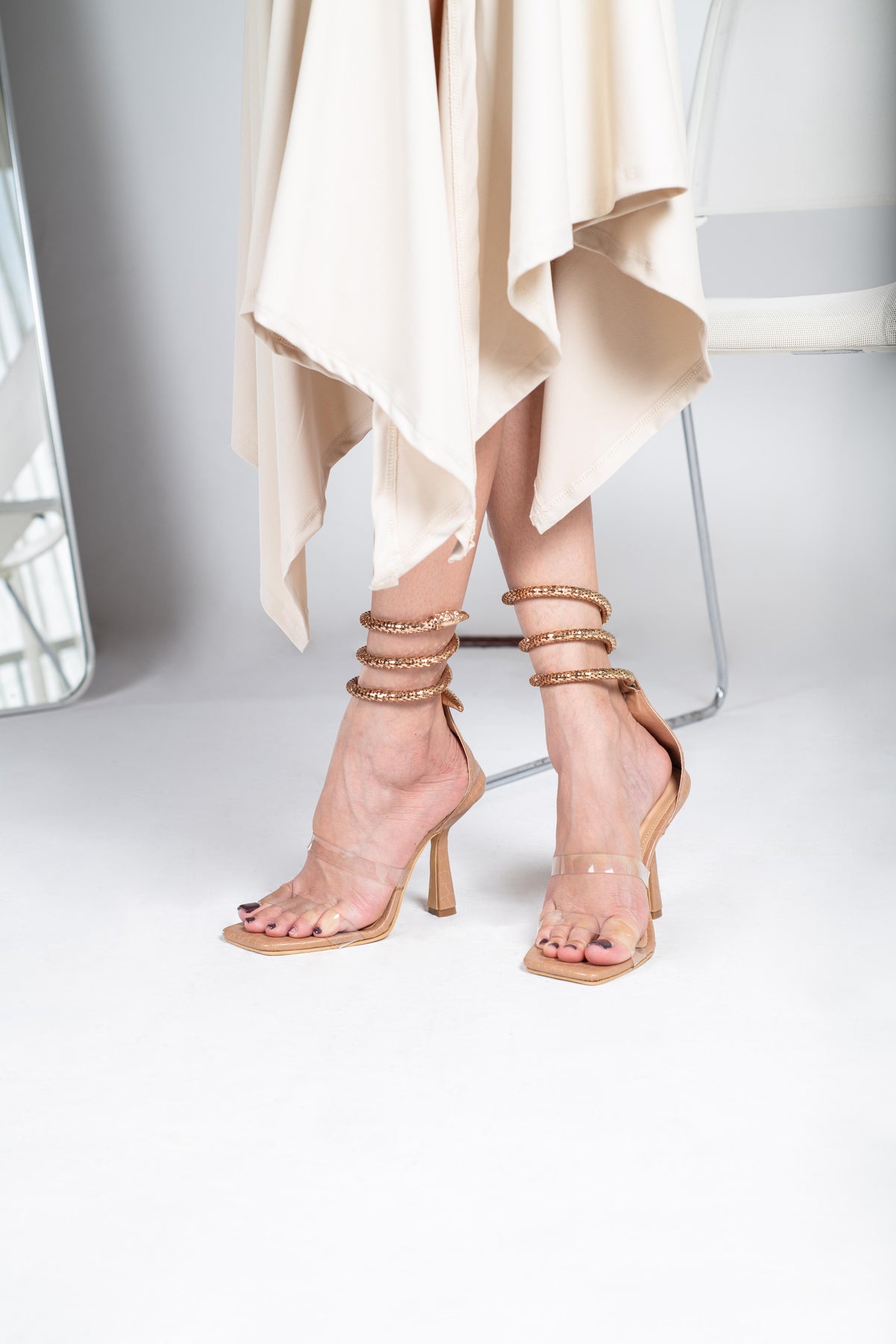 Cobra Spiral Heels