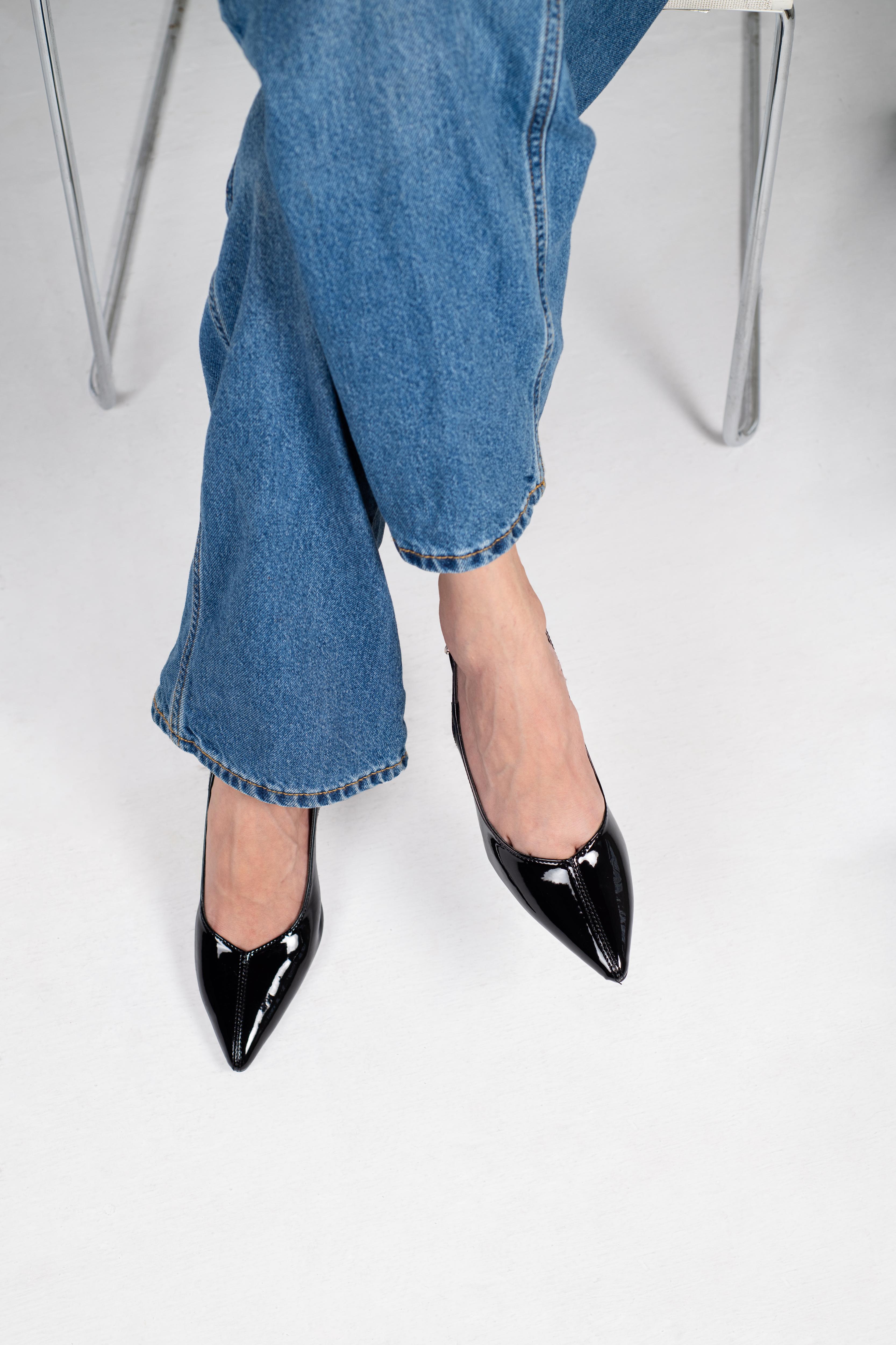 Noir Covered Heels