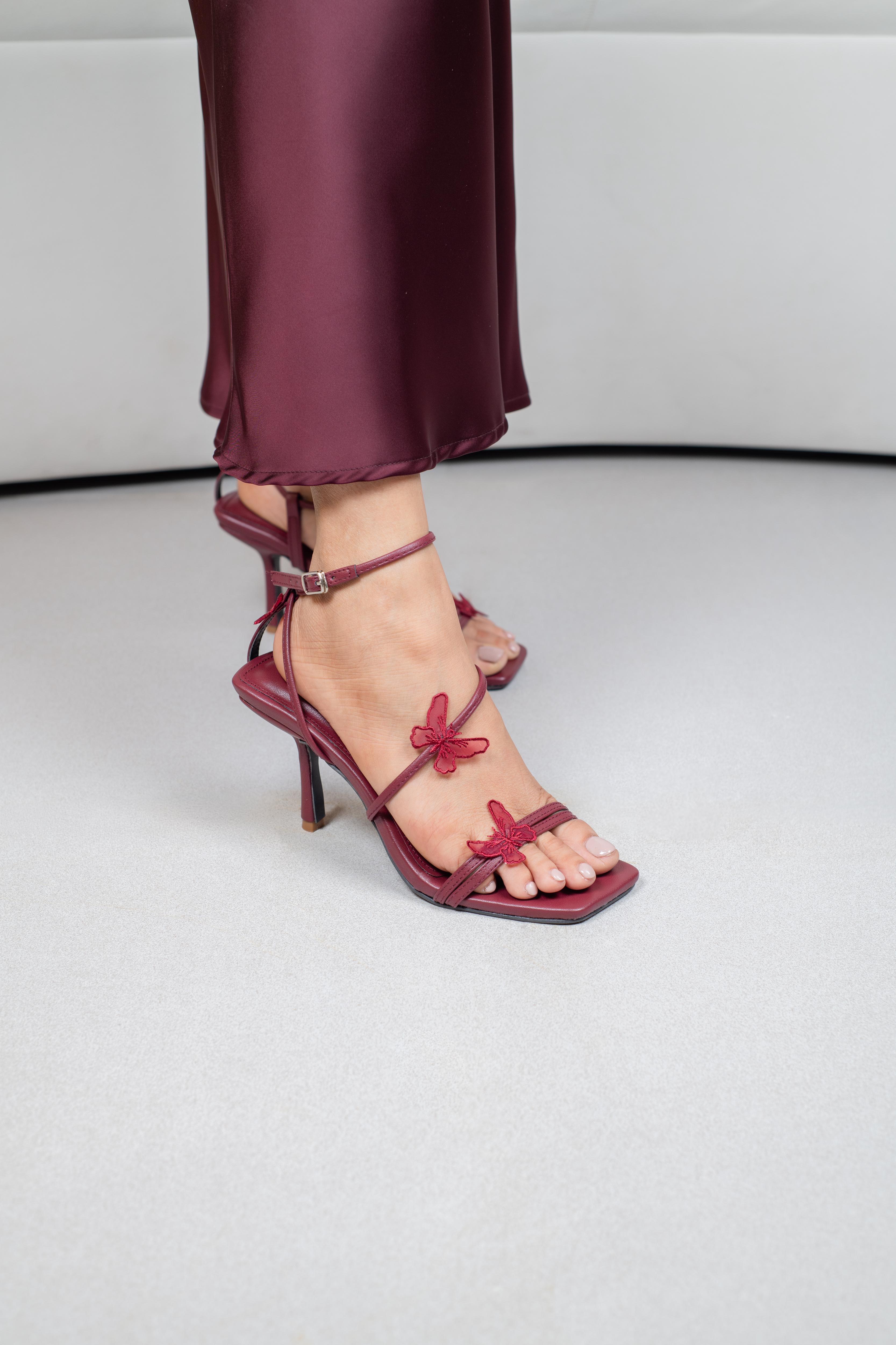 Lunafly Pointed Heels