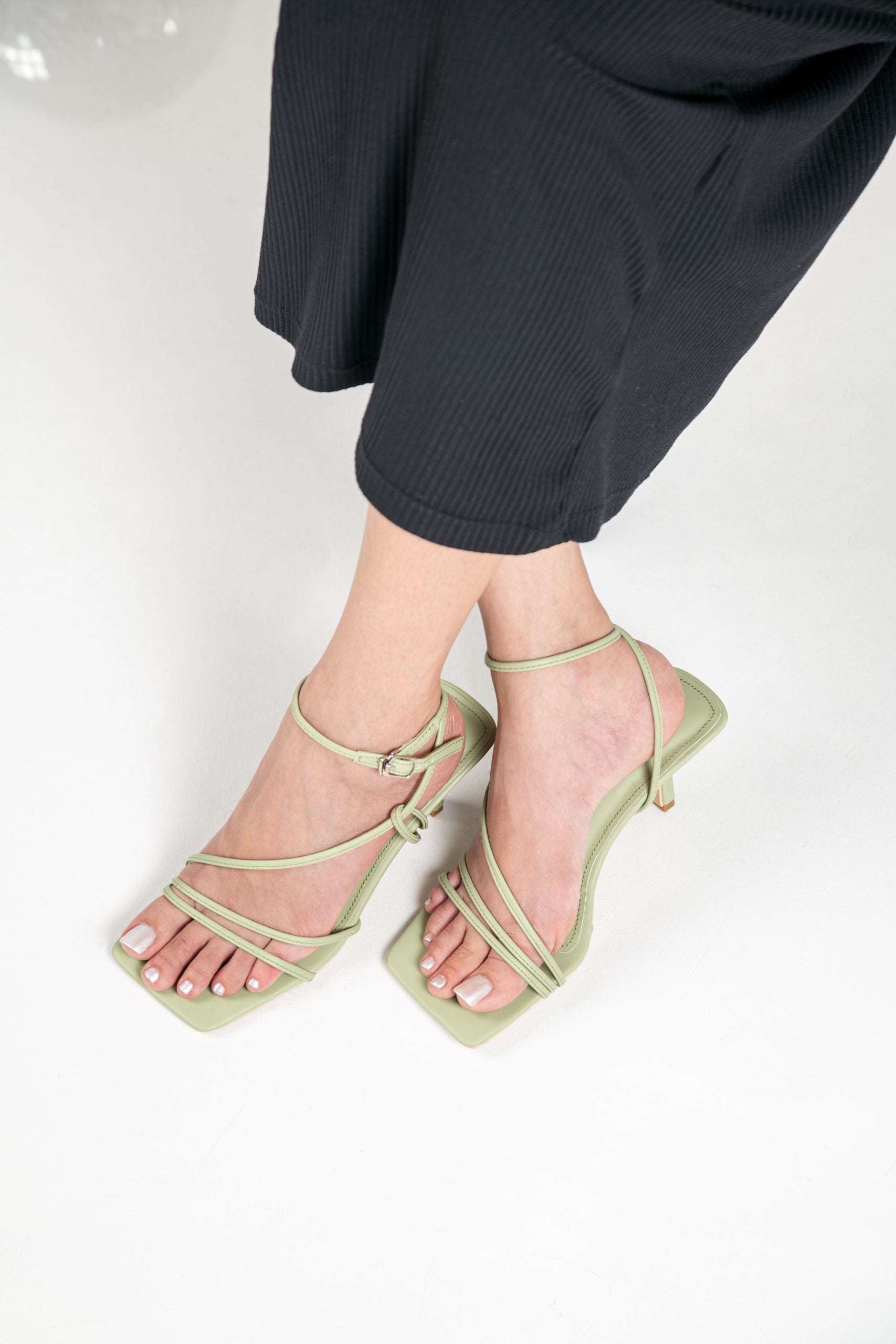 Laydeez - Celeste Pointed Heels